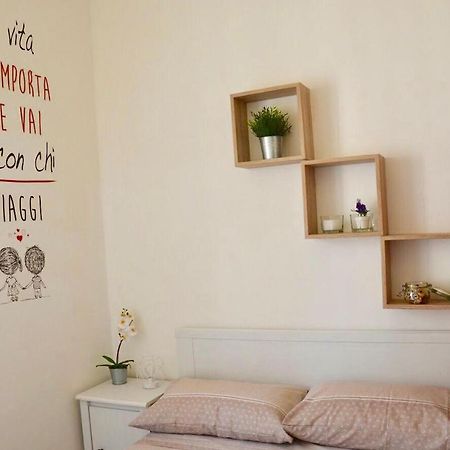 Holidayhouse Ostia - Maestrale Ngoại thất bức ảnh